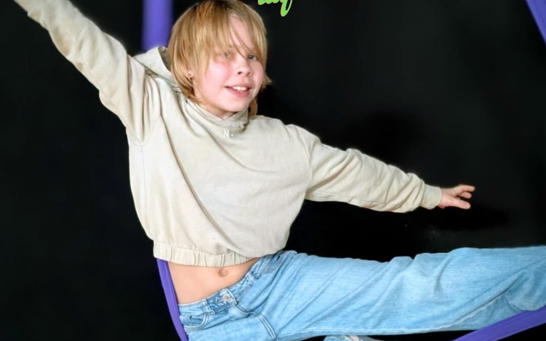 Workshop am Vertikaltuch (für Anfänger von 8 bis 99 Jahre)